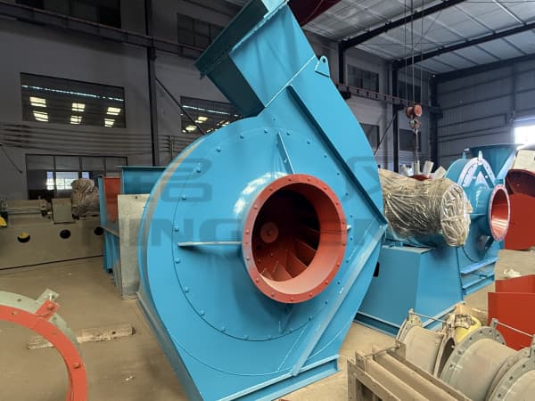 Material conveying fan