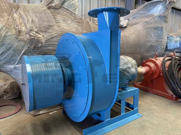 Melt blown fabric fan
